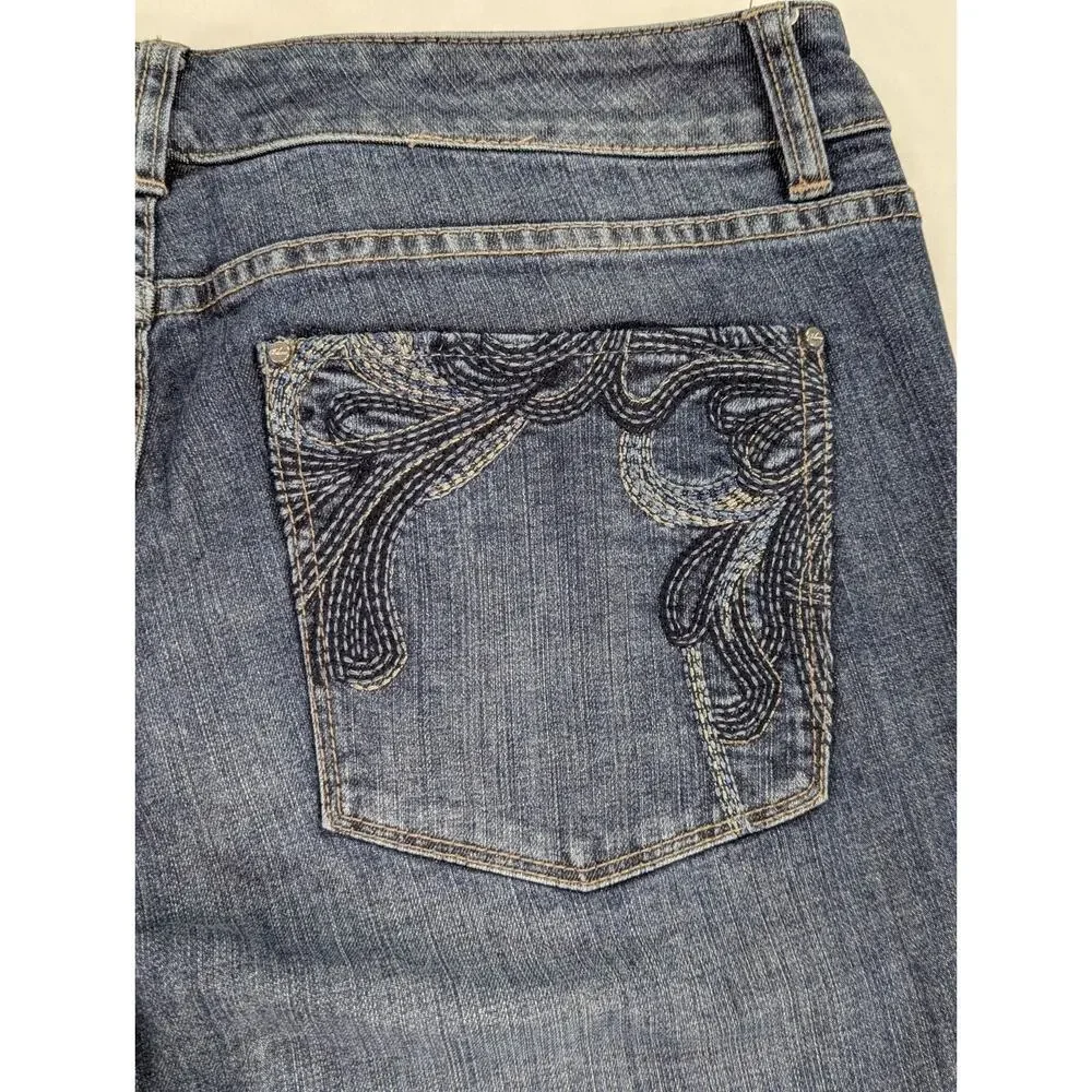 White House Black Market Blanc Bootcut Jeans 12R Blue Embroidered Pockets WHBM